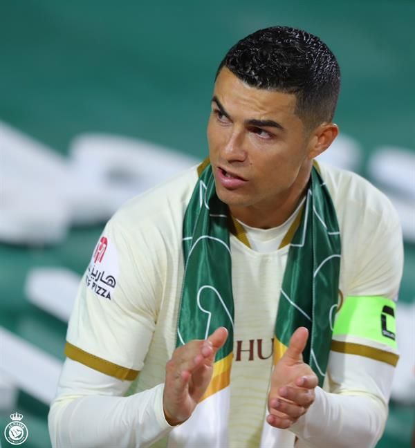 كريستيانو رونالدو يحتفل بعيد ميلاده في أجواء عربية ..  صور
