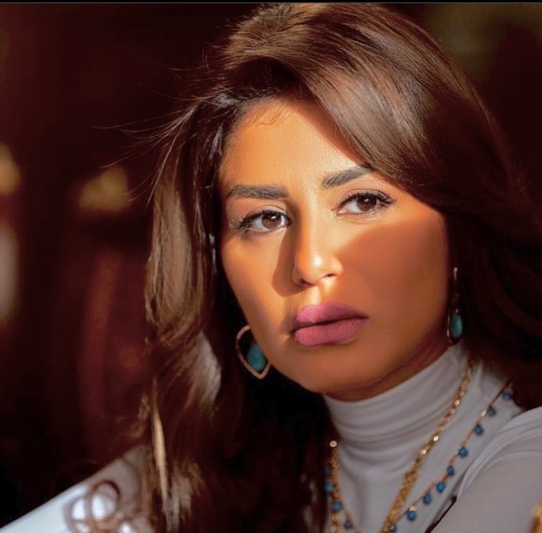نشروا خبر "بتر ساقها" ..  منة فضالي ترد: منكم لله