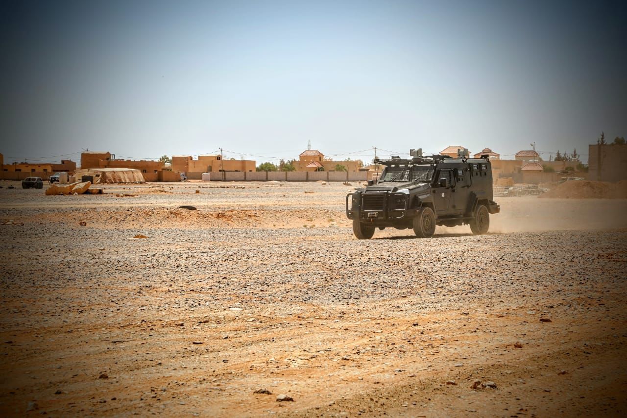 الامن : ضبط أسلحة ومركبات ومواد مخدرة وإلقاء القبض على 28 مشتبها بالبادية الشمالية الشرقية 