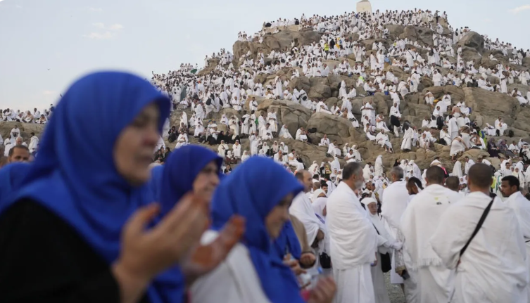 11 سؤالا تشرح ما يفعله الحجاج في يومي التروية وعرفة