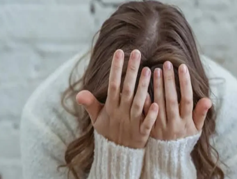 لا تبحث عن الدواء ..  هذه الأطعمة كفيلة بإيقاف ألم الرأس