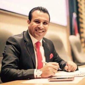 الدكتور نواف العجارمة .. مبارك المنصب الجديد