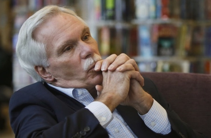 مسؤول أمريكي يتعلم درساً قاسياً بعد تجاهل نصيحة زوجته