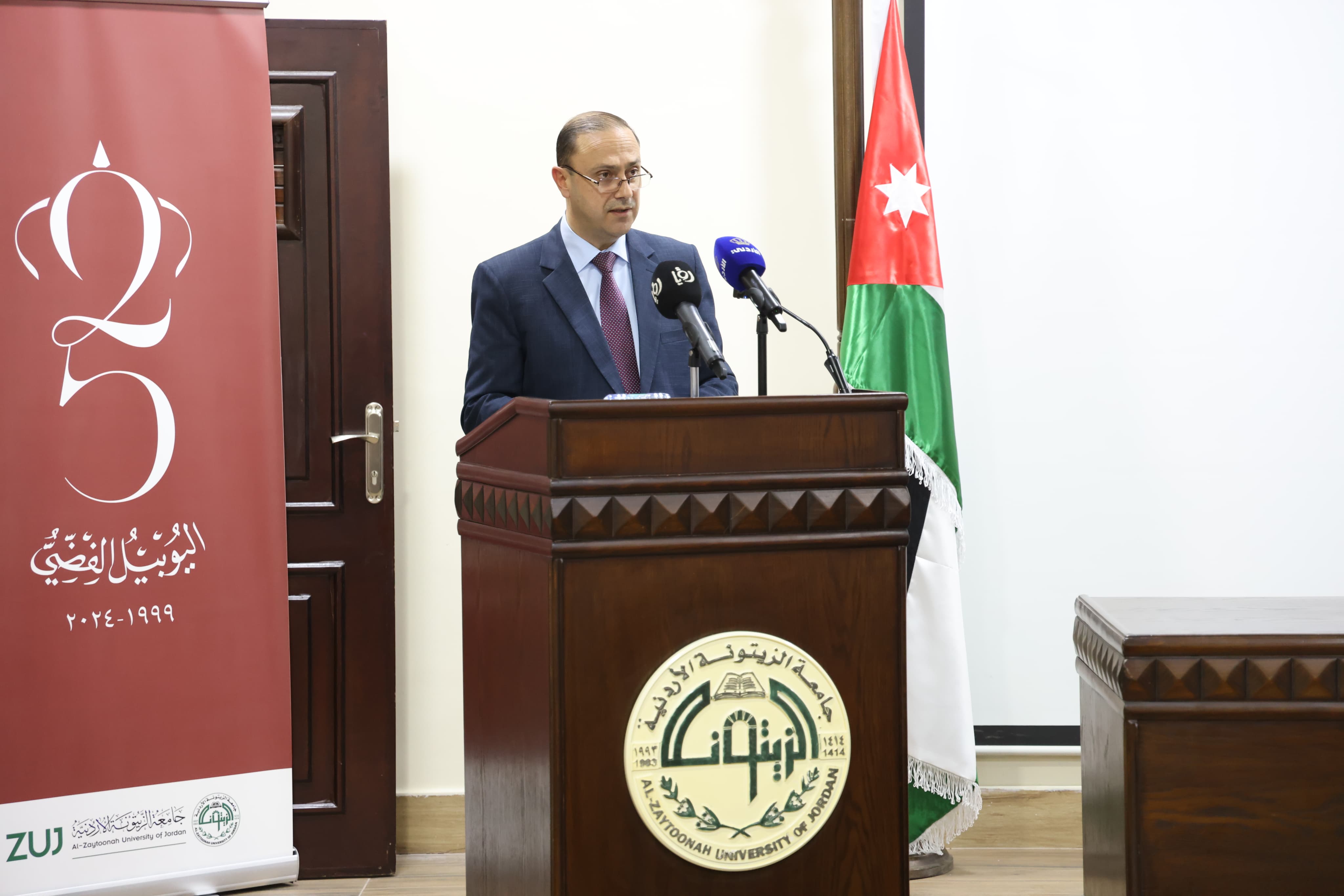 المومني من جامعة الزيتونة  يدعو  الجامعات إلى استثمار دورها في تشكيل الوعي السياسي للطلبة