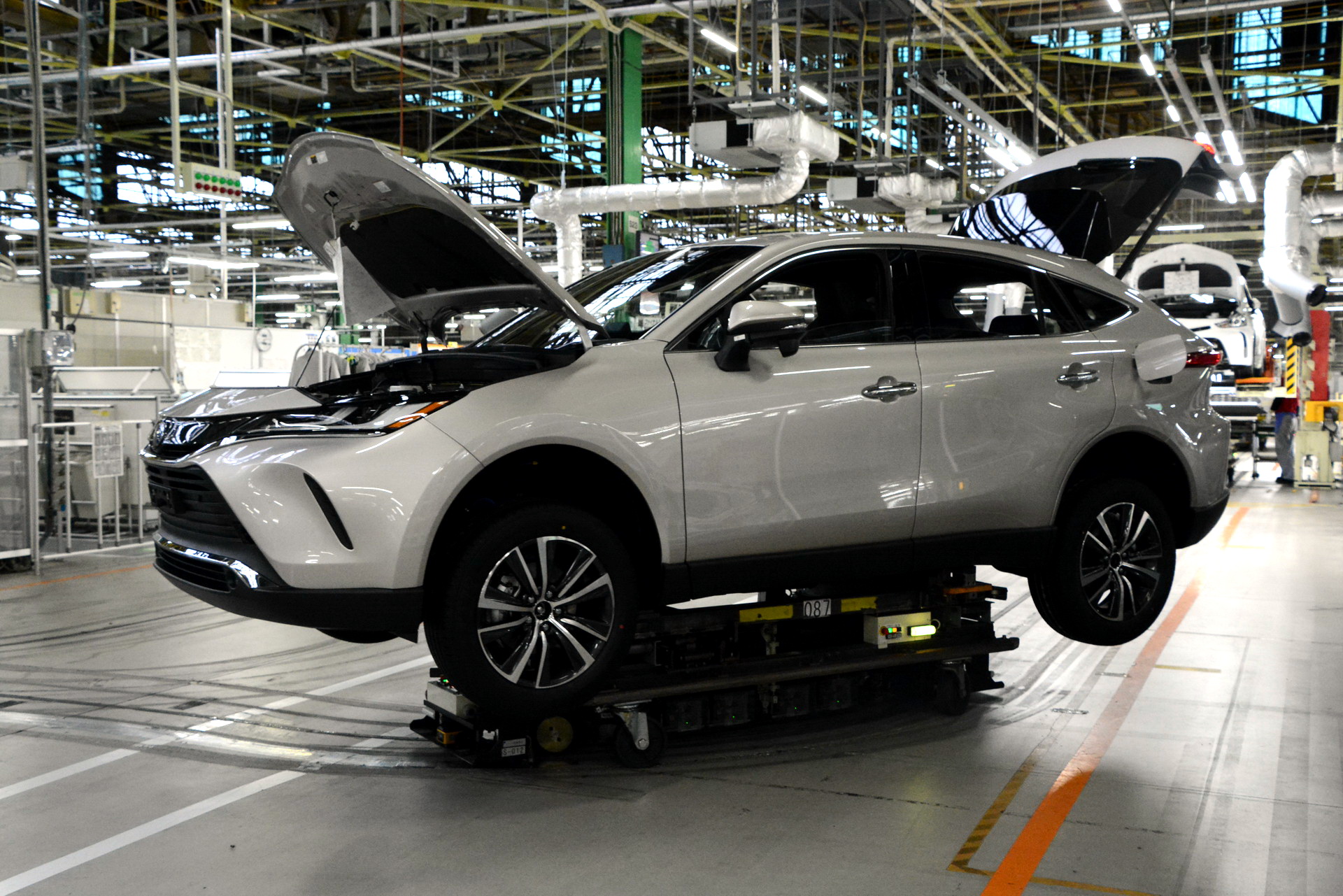 تويوتا تعلن عن خطط لخفض الإنتاج العالمي ب 300,000 سيارة