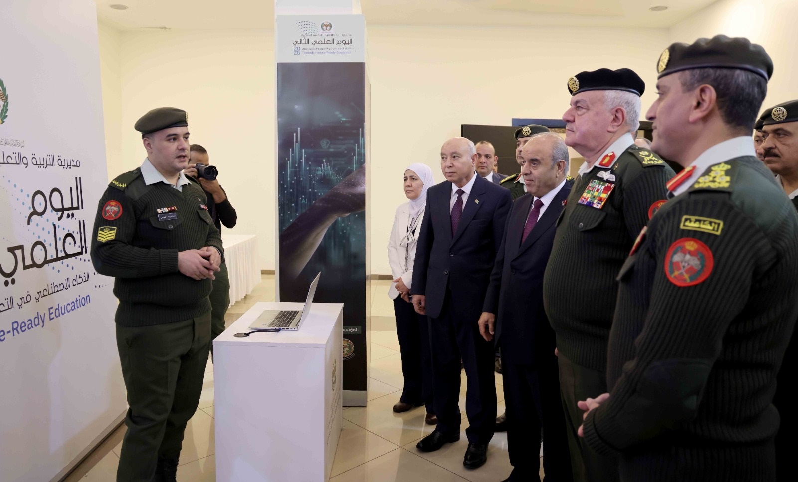 اللواء الركن الحنيطي يرعى افتتاح مؤتمر اليوم العلمي الثاني لمديرية التربية والتعليم والثقافة العسكرية