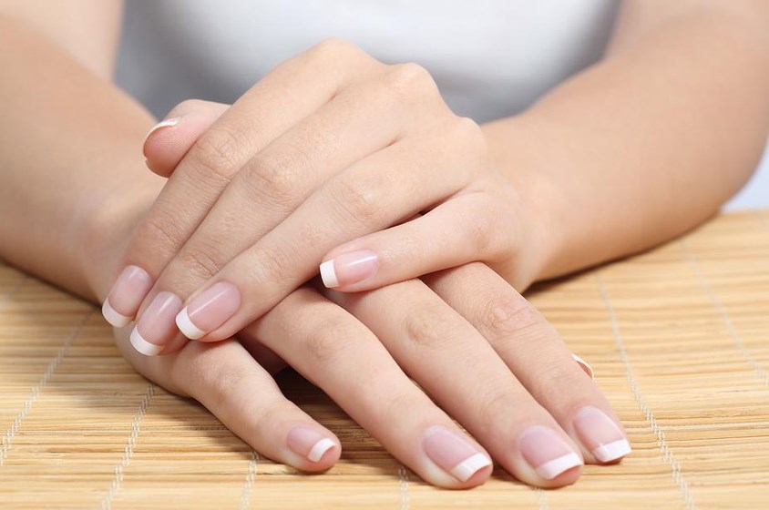 سرطان يختبئ تحت الأظافر ..  إشارة صغيرة قد تنقذ حياتك