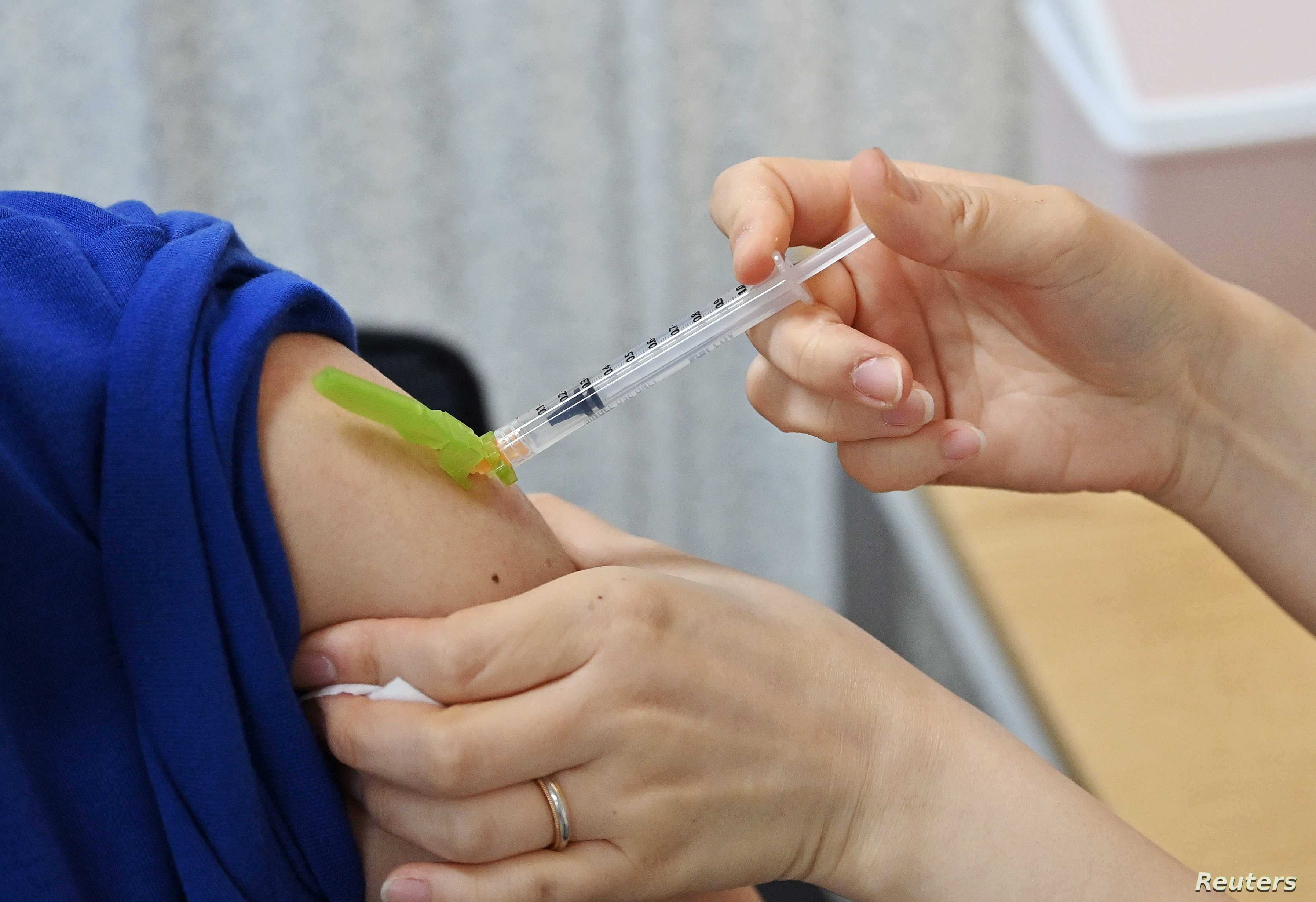 نحو 2.5 مليون متلق للجرعة الأولى من اللقاح