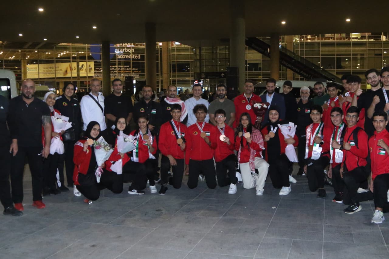 بحضور رسمي وجماهيري ..  منتخب الكيك بوكسينغ يعود إلى الوطن متوشحا بـ 14 ميدالية عالمية من إيطاليا