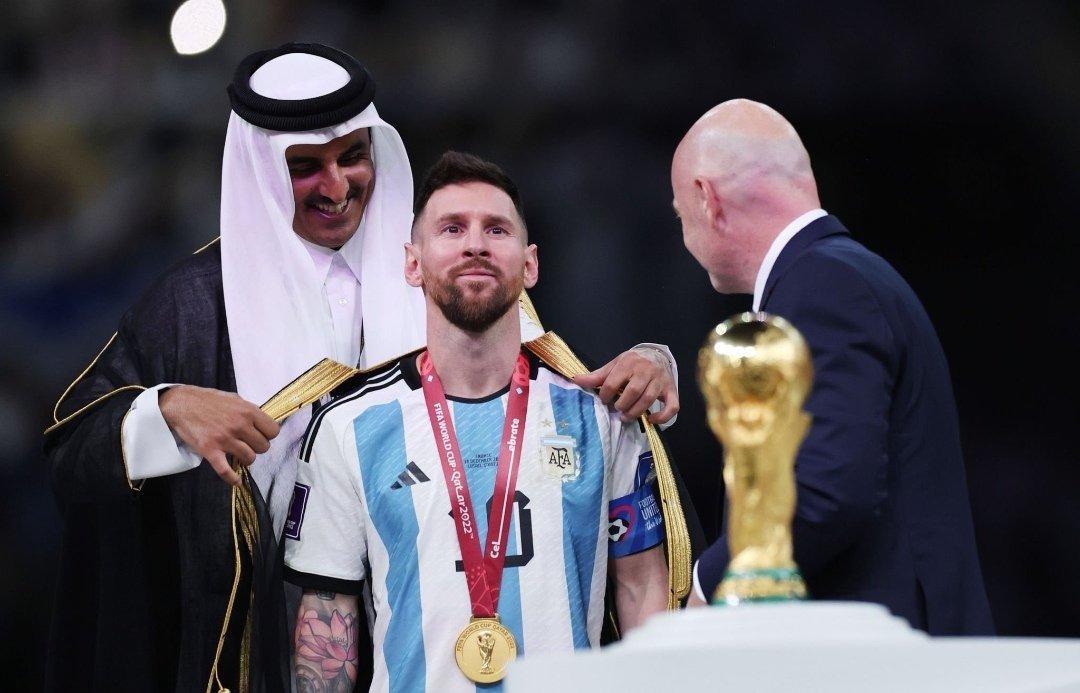 لقب المونديال يدعم ميسي في مواجهة مبابي وبنزيمة على جائزة الأفضل