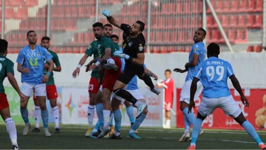 مصير معلق لمباراة القطبين بعد أحداث شغب مؤسفة