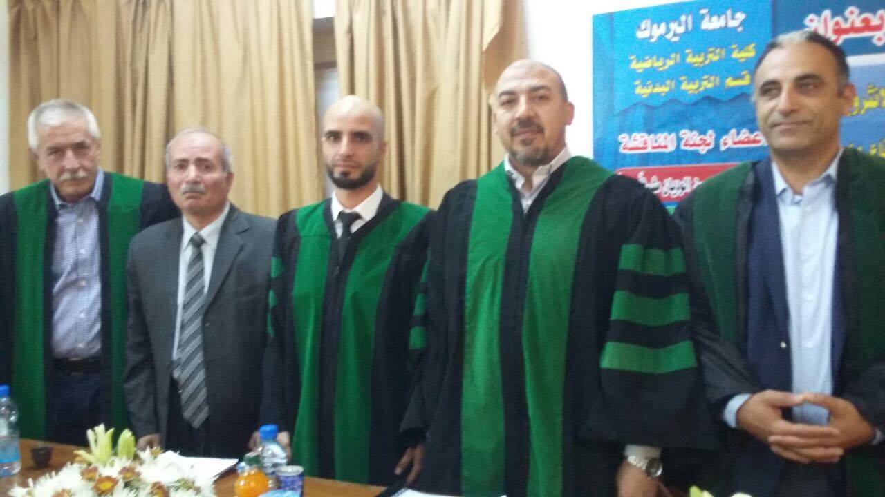 "عمر مصطفى الشرمان" مبارك الماجستير " صور "