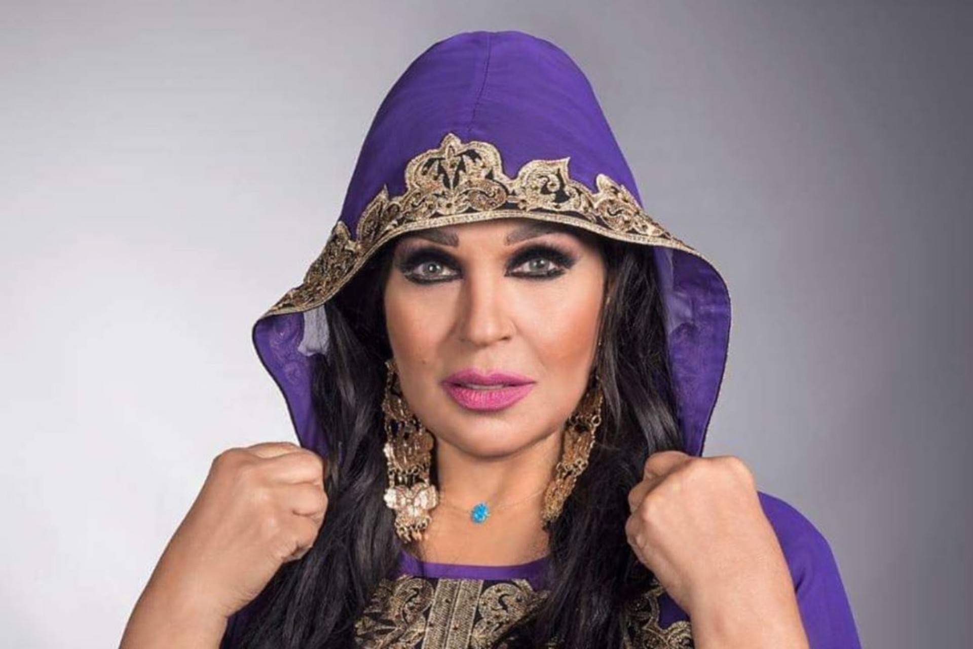 بالفيديو والصور  ..  فيفي عبده تطمئن متابعيها