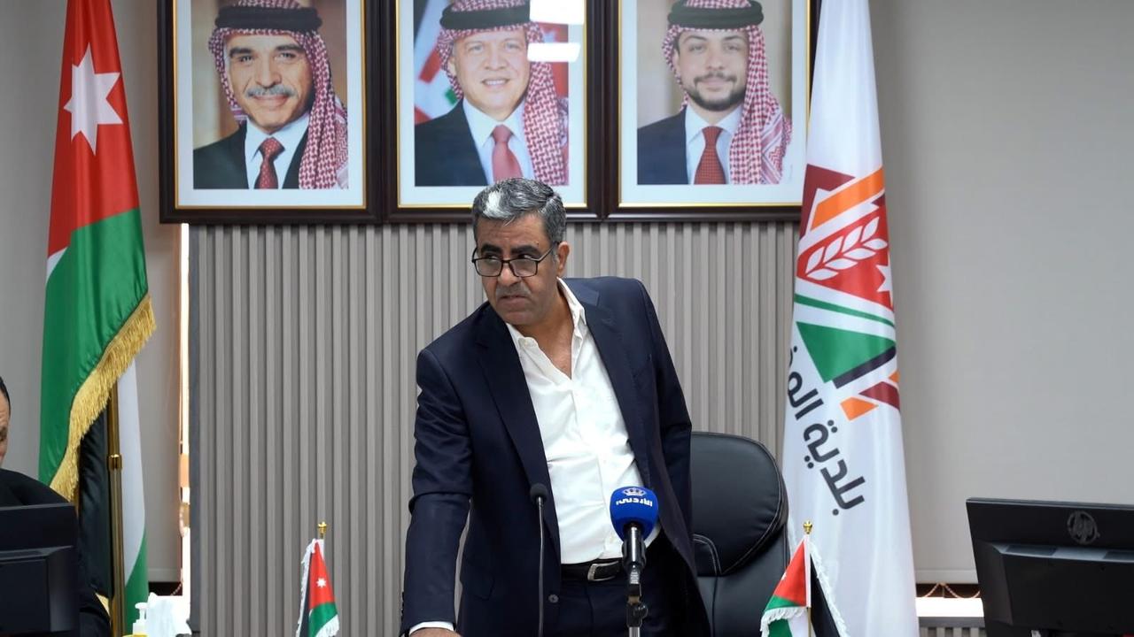 رئيس لجنة بلدية المفرق الفايز لسرايا: المشاريع والخدمات مستمرة… ومكتبي مفتوح للجميع