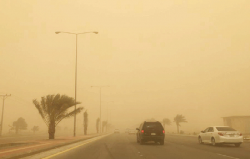 "الأرصاد": الغبار يواعد 7 مناطق وطقس شديد الحارة بهذه المنطقة نهاراً يستمر تأثير العوالق والأتربة المُثارة على الشرقية والرياض ونجران