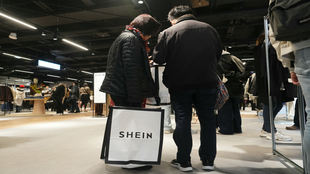 فرنسا تطلق إجراءات لتعليق موقع "شي إن" الإلكتروني