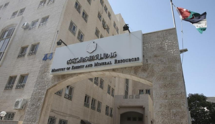 (الطاقة) تنوي إنشاء محطات تخزين جديدة للكهرباء الفائضة عن الحاجة