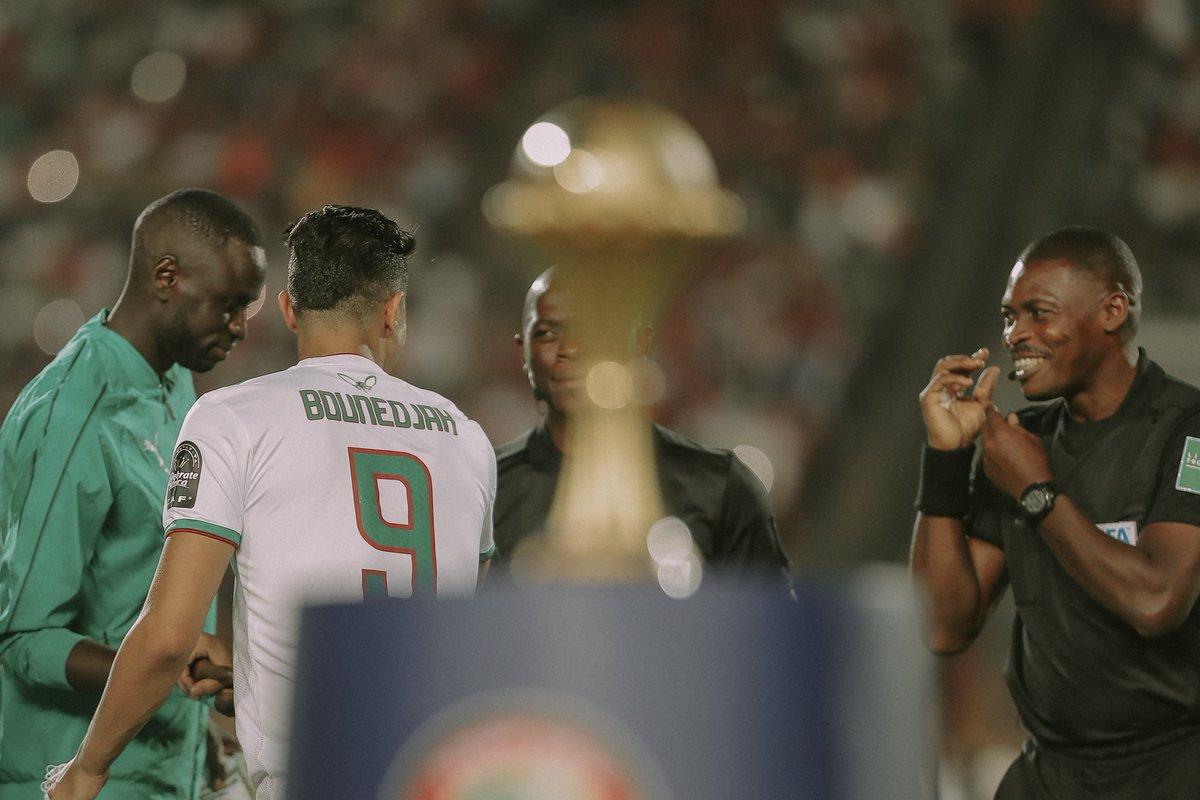 الجزائر بطلا لكأس امم افريقيا بعد فوزه بهدف مقابل لا شيء على السنغال