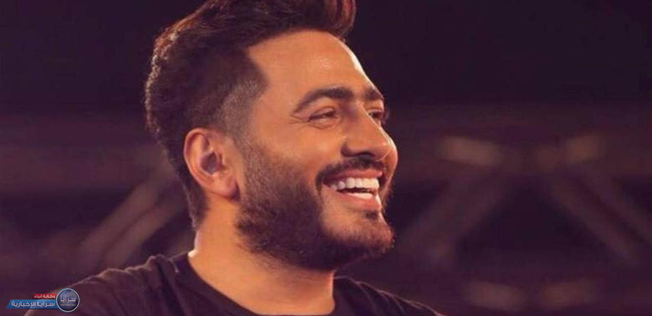 تامر حسني يفاجئ عروساً جديدة ليلة زفافها  ..  فيديو