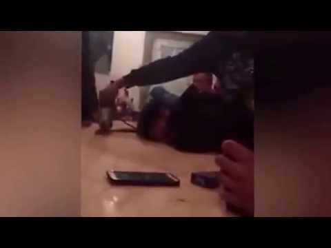 بالفيديو ..  بريطاني يستخدم منشاراً كهربائياً لمفاجأة صديقه