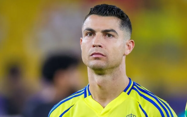 تعثر مفاوضات تجديد العقد ..  رونالدو يغيب عن تدريبات النصر السعودي