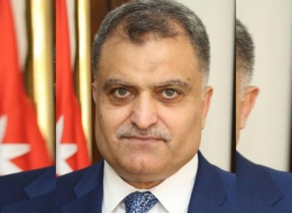 احالة امين عام رئاسة الوزراء العدوان الى التقاعد