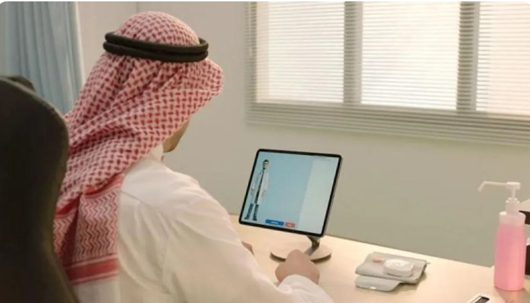 الدكتور «هوا» ..  أول طبيب افتراضي في السعودية