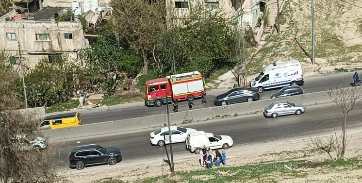 اصابة طفلة في حادث سير مروع على نزول صافوط 