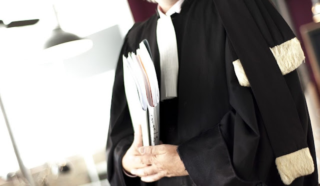 مطلوب محاميات للعمل لدى مكتب محاماة