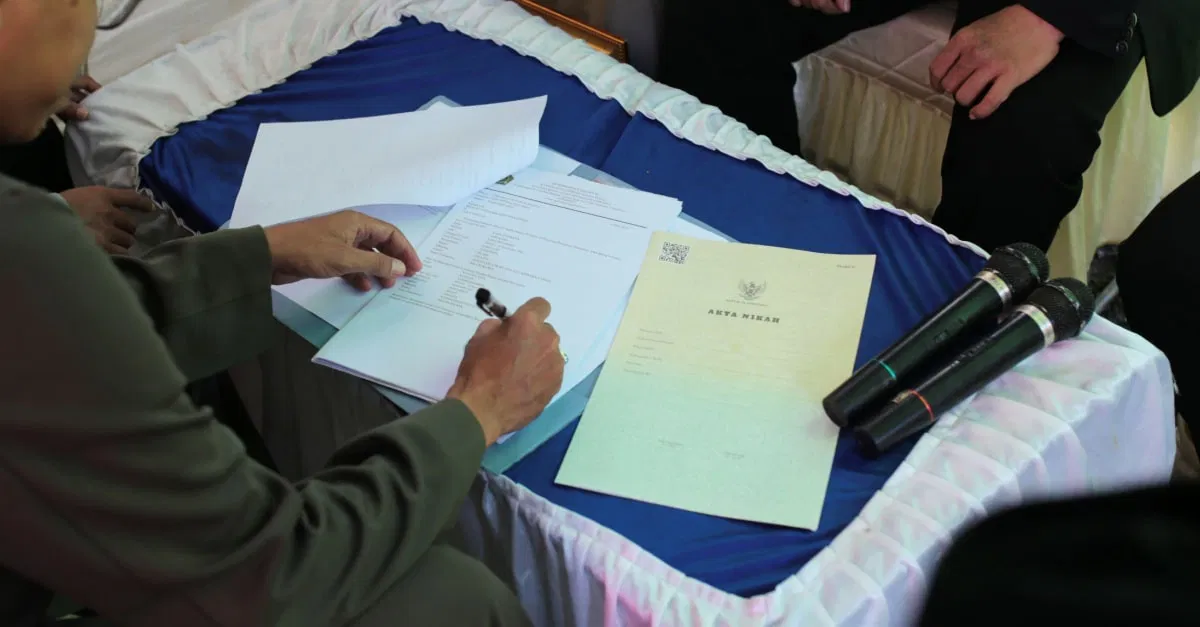 تفسير حلم المأذون وزواج العزباء والمطلقة