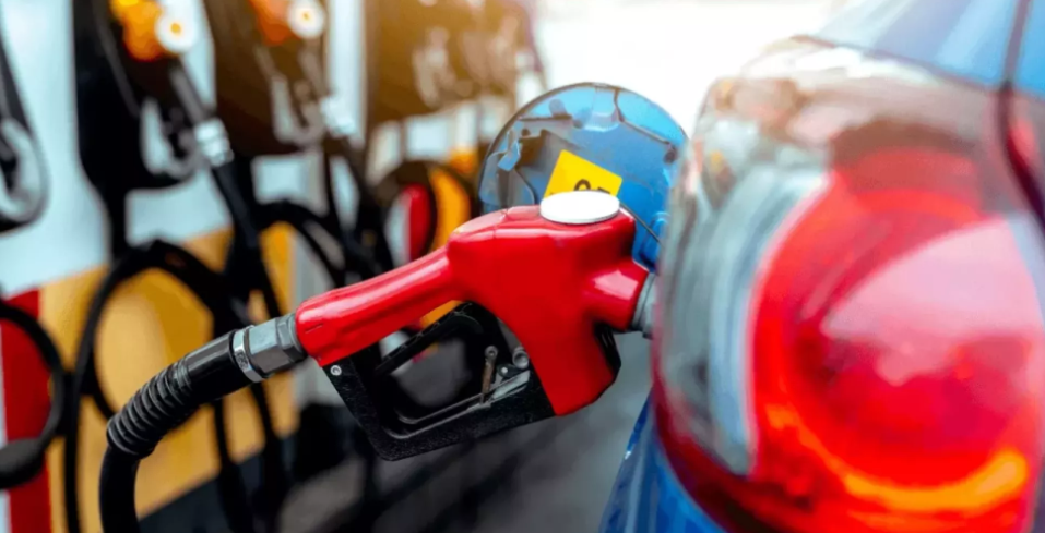 البنزين والديزل: ماذا يحدث إذا استخدمت الوقود الخطأ في السيارة ؟