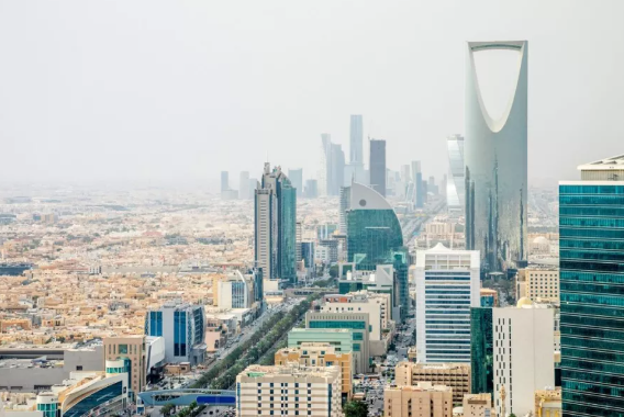  دوي انفجارات في العاصمة السعودية الرياض