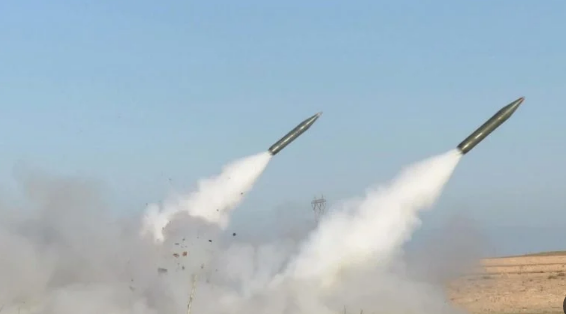 إطلاق 5 صواريخ من العراق على قاعدة عسكرية أمريكية في سوريا