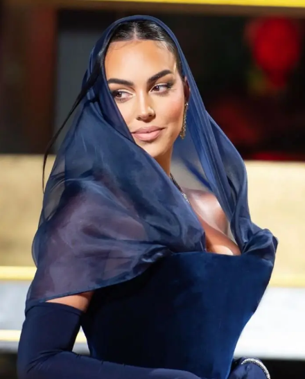 جورجينا تشكر ممرضي وأطباء السعودية ..  ما السبب؟