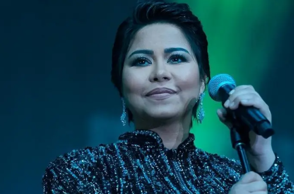 اختفاء شيرين يثير القلق ..  ومصدر يؤكد "في عزلة واكتئاب"