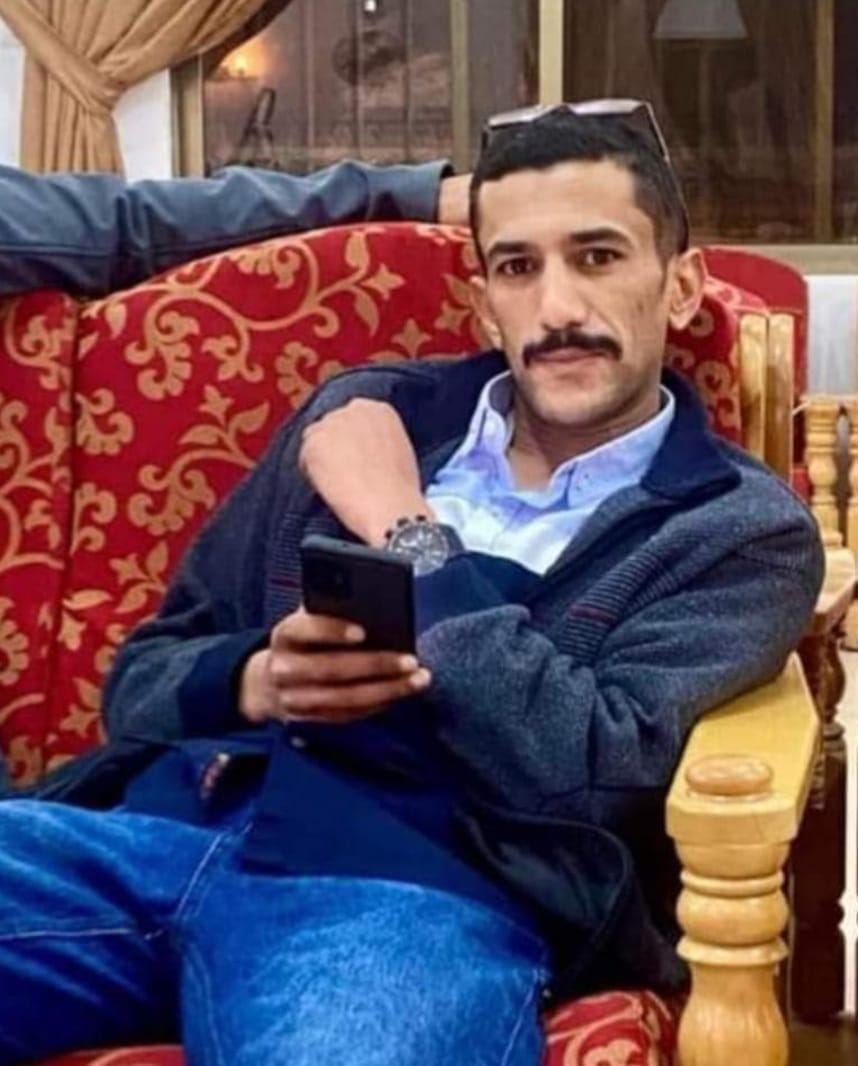 الوجيه محمود الطيب يهنئ أمجد بيك الرقاد بيوم ميلاده 