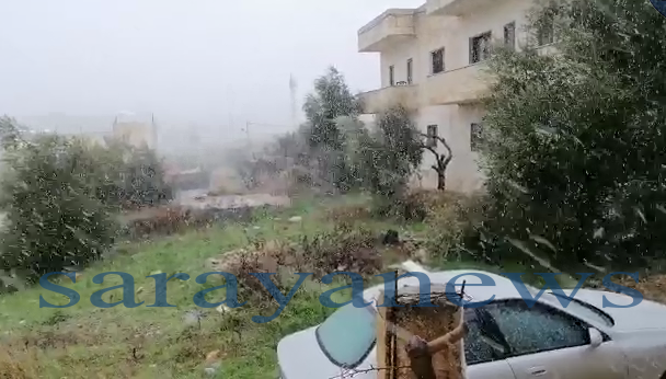 بالفيديو ..  شاهد تساقط الثلوج في عجلون 