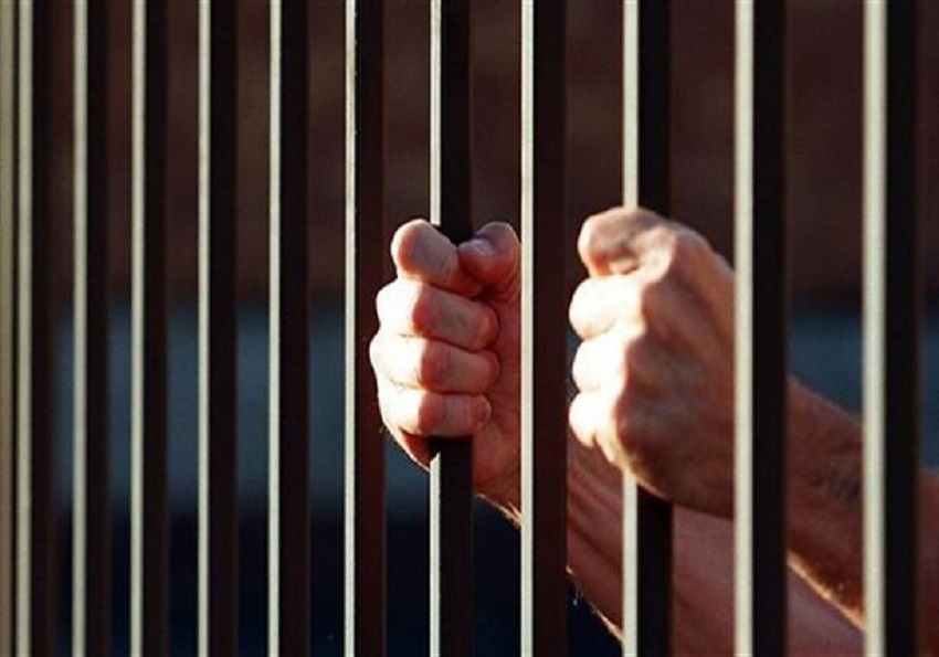 بعد نشر سرايا : ناشط حقوقي يتبنى قضية القاصرات ويخرج والدهن من السجن ويتكفل بدفع مبلغ مالي  .. "تفاصيل"