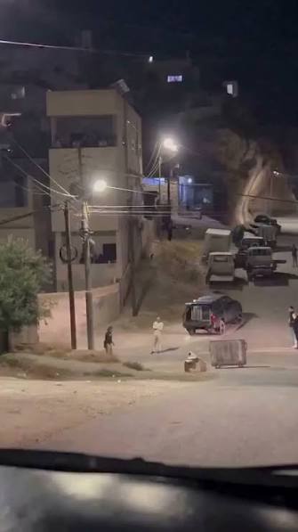 العثور على طفل الزرقاء المتغيب في مجمع رغدان بعمّان