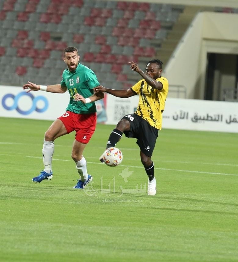 بالصور ..  عدسة "سرايا" ترصد قمة الدوري الأردني بين المتصدر الحسين اربد ووصيفه الوحدات 