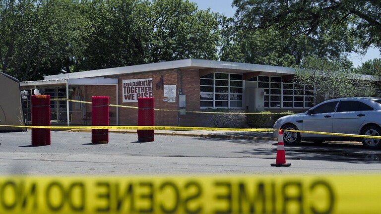 معلمون في تكساس يحملون السلاح إلى المدرسة بعد مجزرة يوفالدي