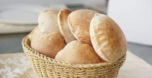 رغيف السوق السوداء ..  من يتحمل مسؤولية حرمان اللبنانيين من شراء ربطة الخبز بسعر مدعوم؟