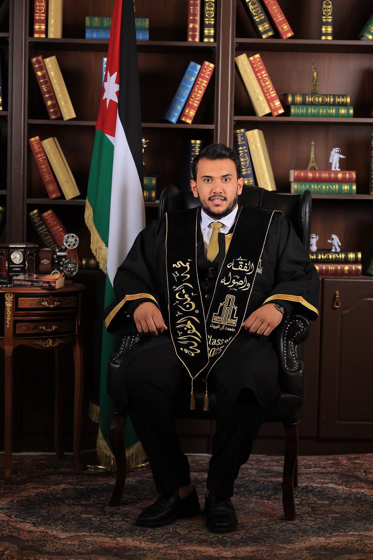 محمد ايمن الخوالدة  .. مبارك التخرج 