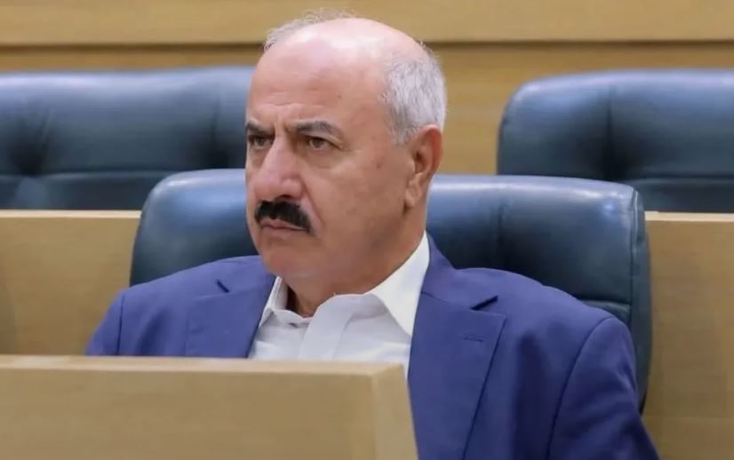 العين الأزايدة يكشف تفاصيل مشادة مستشفى النديم ..  ويؤكد أنه مطلوب للقضاء