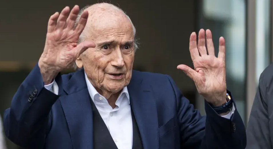 "أسوأ قرار" ..  بلاتر يواصل هجومه على كأس العالم 2026