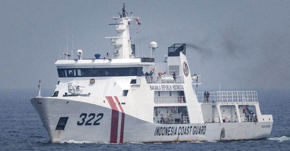 فقدان الاتصال بسفينة ركاب تقل 243 شخصاً في بحر جاوة بسبب سوء الأحوال الجوية
