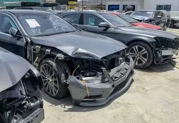 مذكرة نيابية تحذر  الحكومة من انهيار قطاع المركبات بسبب قرار "المطابقة"  ..  وثيقة 