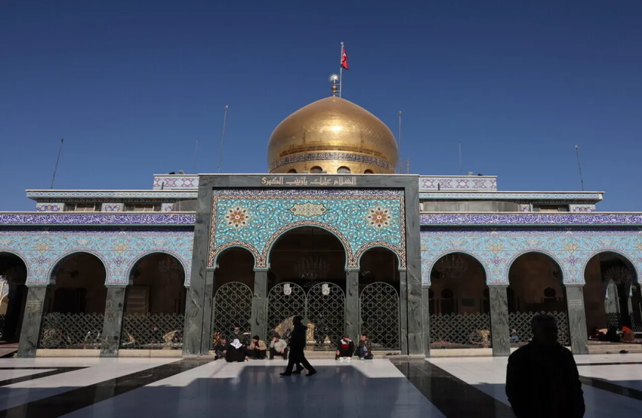 سورية : مقتل عنصرين من داعش حاولا زرع عبوة ناسفة في منطقة السيدة زينب