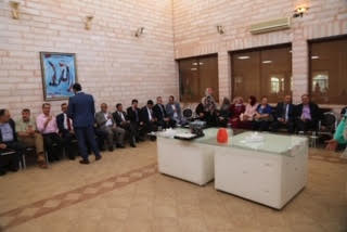 أسرة جامعة الزيتونة الأردنية تتبادل التهاني بمناسبة عيد الفطر