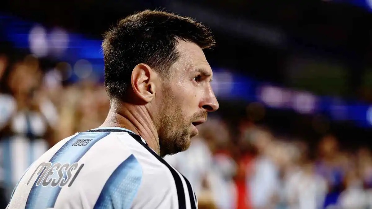 ميسي يتبرع بـ80 ألف يورو لدعم ضحايا حرائق مدريد 